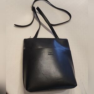 Roots 73 Crossbody Black Leather Purse Hand Bag Pockets Adjustable Smooth Logo
